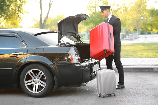 Private Transfer from Santiago Airport (SCL) - Communication is the heart of the experience