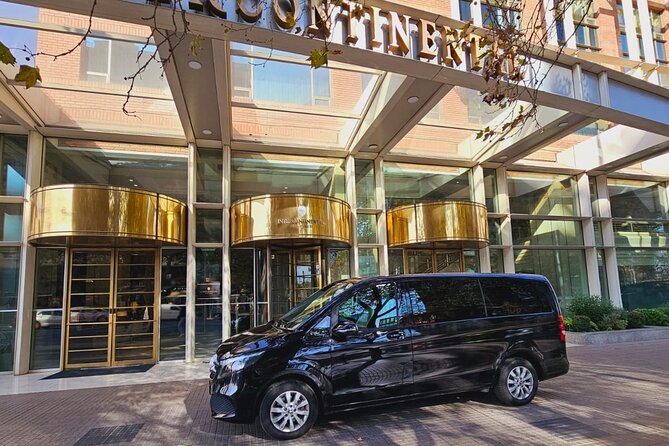 Private Transfer from Santiago Airport to Santiago Hotel & V.V. - Why a prearranged Santiago airport ride can be worth it