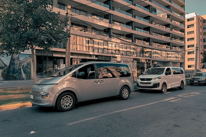 Private Transportation Airport to Santiago For Large Groups - Arriving at Arturo Merino Benítez Airport