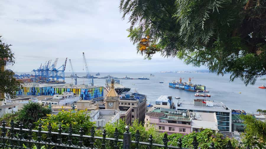 Private: Viña del Mar and Valparaiso Day Tour - What makes this private tour worth considering
