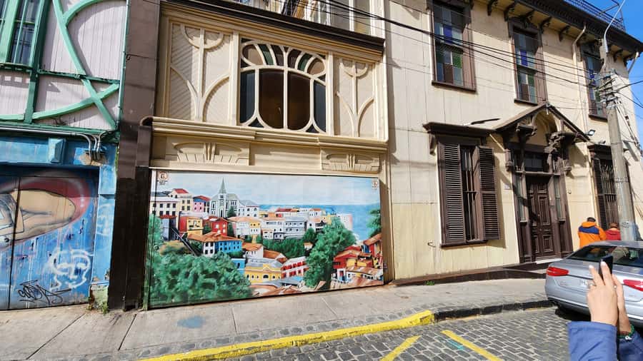 Private: Viña del Mar and Valparaiso Day Tour - Baburizza Palace and Valparaíso’s cultural character