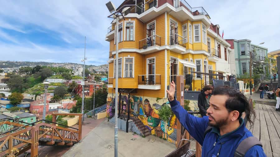 Private: Viña del Mar and Valparaiso Day Tour - A beer tasting in Cerro Alegre