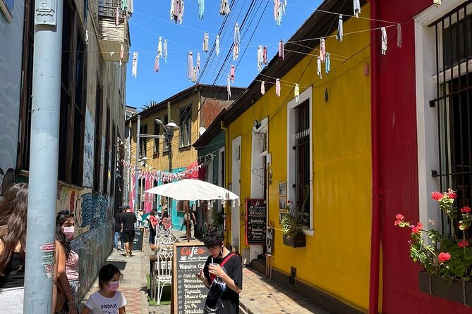 Private Visit Valparaiso, Viña Del Mar & winery From Santiago - Two Hours Among Valparaiso’s Hills