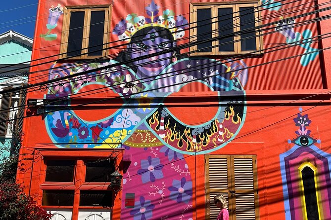 Private Visit Valparaiso, Viña Del Mar & winery From Santiago - Quinta Vergara, the Festival Venue, and the Moai
