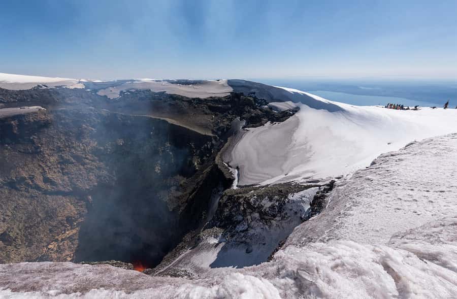 Pucón: Villarrica Volcano Climb - The first 1,200 metres: a steady uphill start