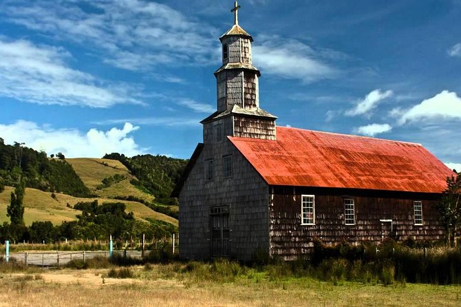 Puerto Montt: Full day Chiloe Island visiting Penguins in Puñihuil - Ancud’s main square, churches, market, and museum