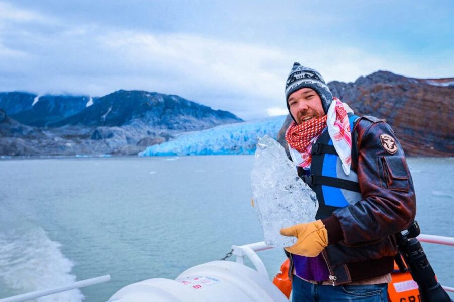Puerto Natales: Grey Glacier Navigation w/ Transport - The Return Walk and Ride Back