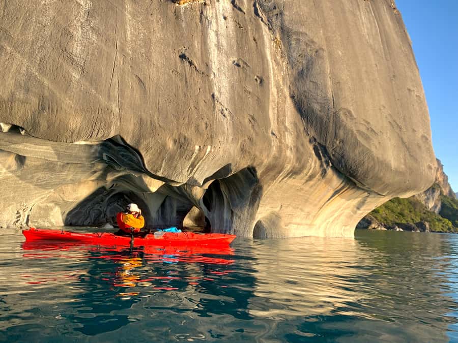 Puerto Rio Tranquilo: Kayak Tour to the Marmol Chapels - The 20-minute ride to Zarpe Bay