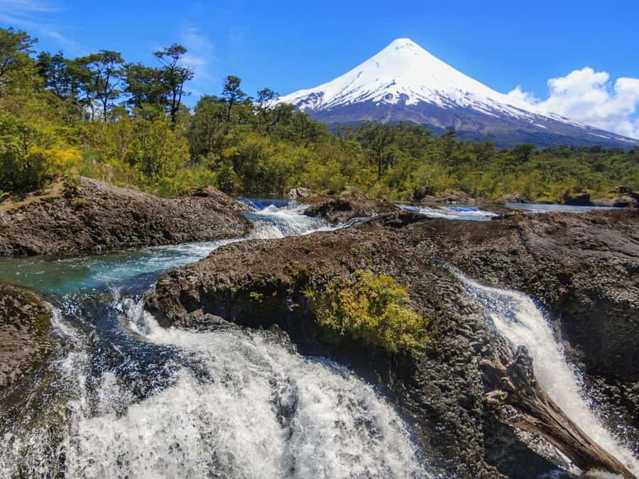 Puerto Varas: Osorno Volcano Day Trip by Air-conditioned Van - Key points to know before you book