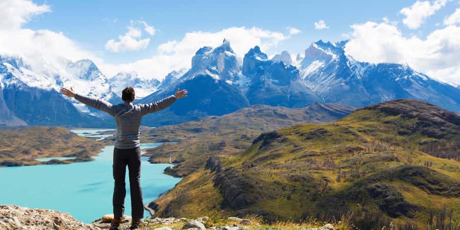 Punta Arenas: Full Day Torres del Paine + Milodon Cave - First views inside Torres del Paine