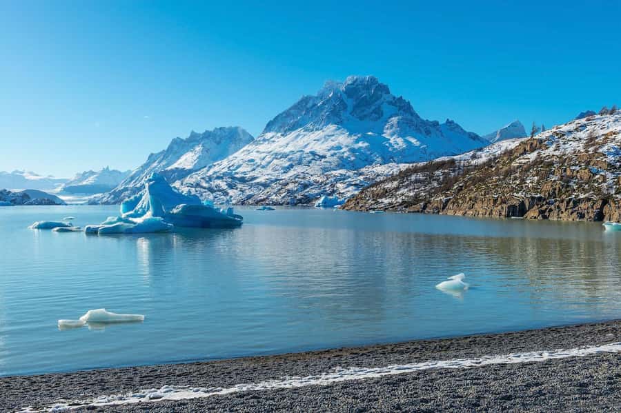 Punta Arenas: Full Day Torres del Paine + Milodon Cave - Salto Grande and a short walk with a big payoff