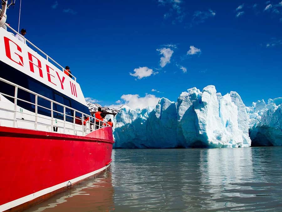 Punta Arenas: Torres del Paine & Grey Glacier Full-Day Boat - Nordenskjöld Lake and Sarmiento Lake