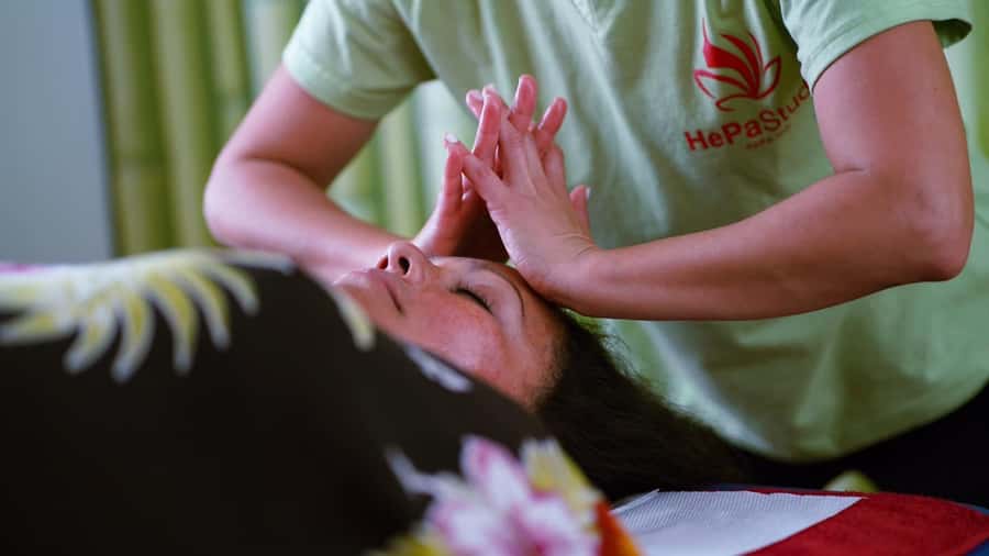 Rapa Nui: Polynesian Massage - A one-hour pause in Hanga Roa