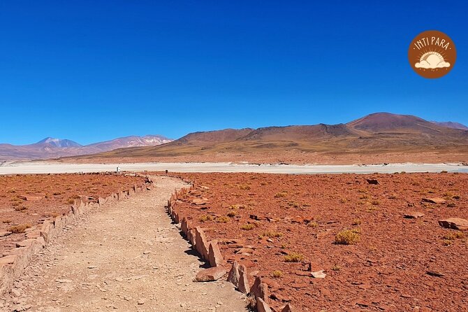 Red Stones and Altiplanic Lagoons - Meals, comfort, and the long road
