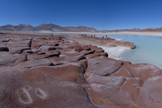 Red Stones and Altiplanica Lagoons Salar de Atacama - Breakfast and lunch make the long day easier