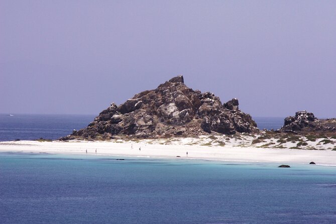 Sailing and Hiking Isla Damas : Humboldt Penguin Reserve - Why this day trip is worth considering