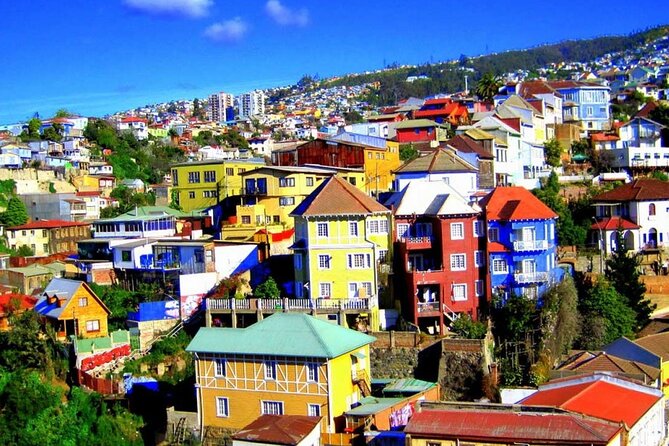 San Antonio to Valparaiso Private Tour with Santiago Drop Off - Valparaíso’s hills, murals, and old funicular