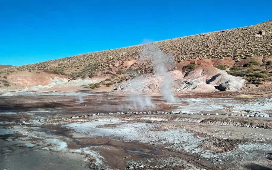 San Pedro de Atacama: El Tatio Geyser Field and Wetlands - Breakfast in the High Altiplano