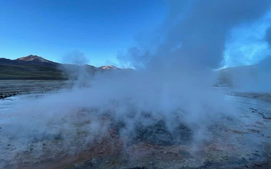 San Pedro de Atacama: El Tatio Geyser Field and Wetlands - Putana and Machuca Wetlands
