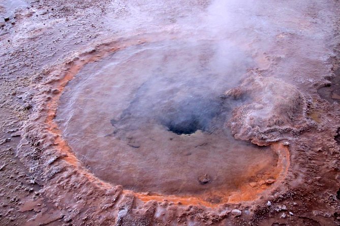 San Pedro de Atacama Highlights in 3 days! - Moon Valley & Geysers del Tatio - Guide support and shared transport