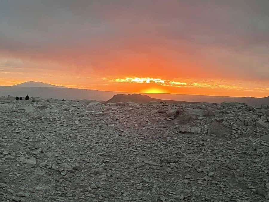 San Pedro de Atacama: Moon Valley Sunset Tour - The Great Dunes, Salt Cave, Amphitheater, and Coyote Stone