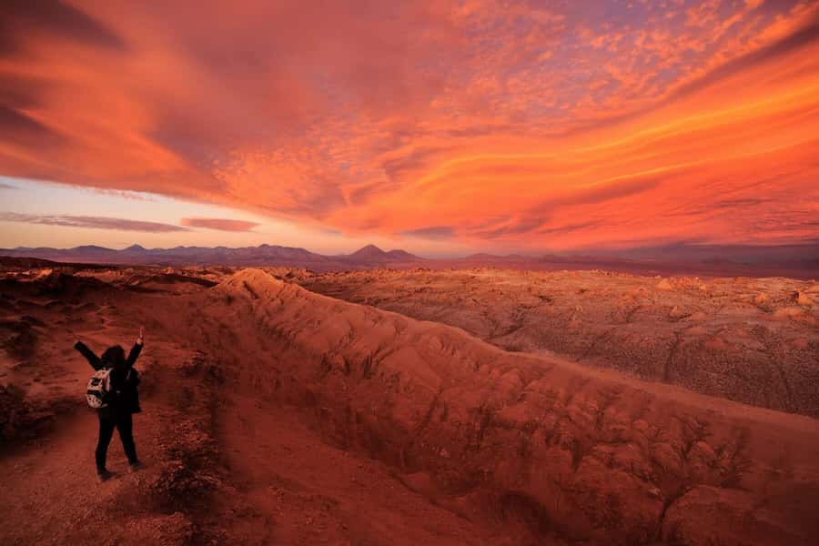 San Pedro de Atacama: Moon Valley Sunset Tour - From San Pedro to a mineral-made world