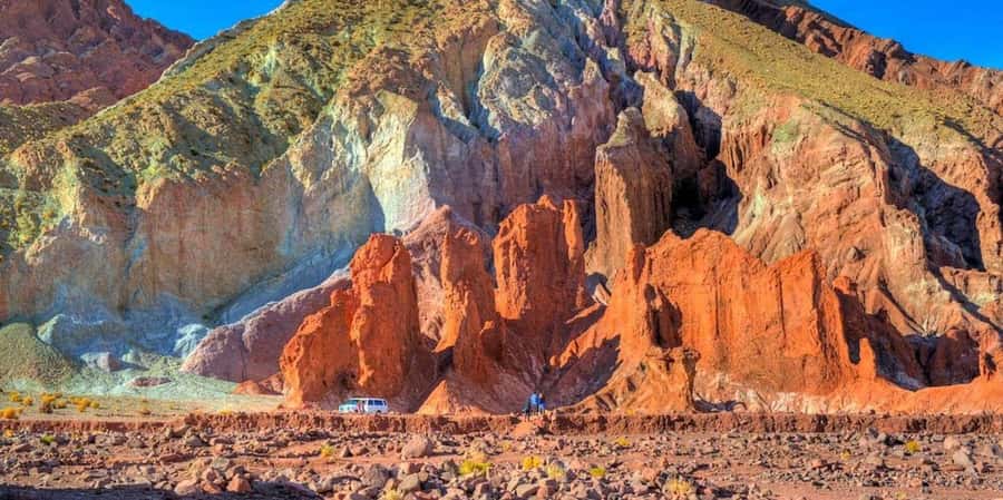 San Pedro de Atacama: Rainbow Valley & Good Herbs Tour - Reading the ancient petroglyphs