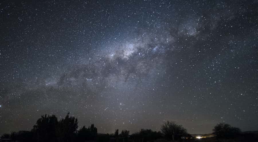 San Pedro de Atacama: Stargazing Experience - Settling in with drinks and blankets