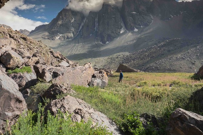 Santiago Andes Overnight Adventure: Hiking & Camping Experience - Leaving Santiago for Cajón del Maipo