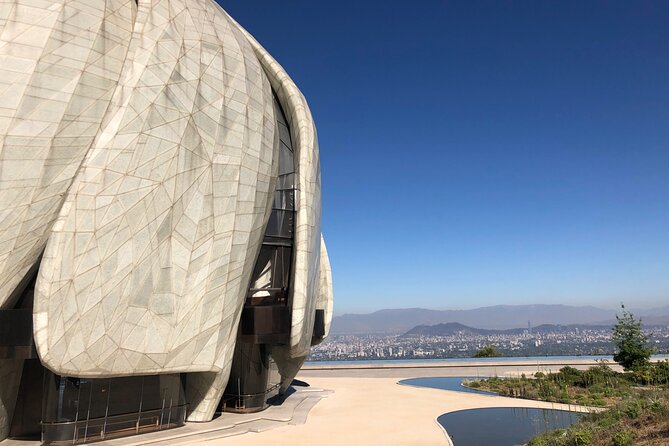 Santiago City Private and Customizable Tour - Mercado Central: a quick look at Chile’s seafood trade
