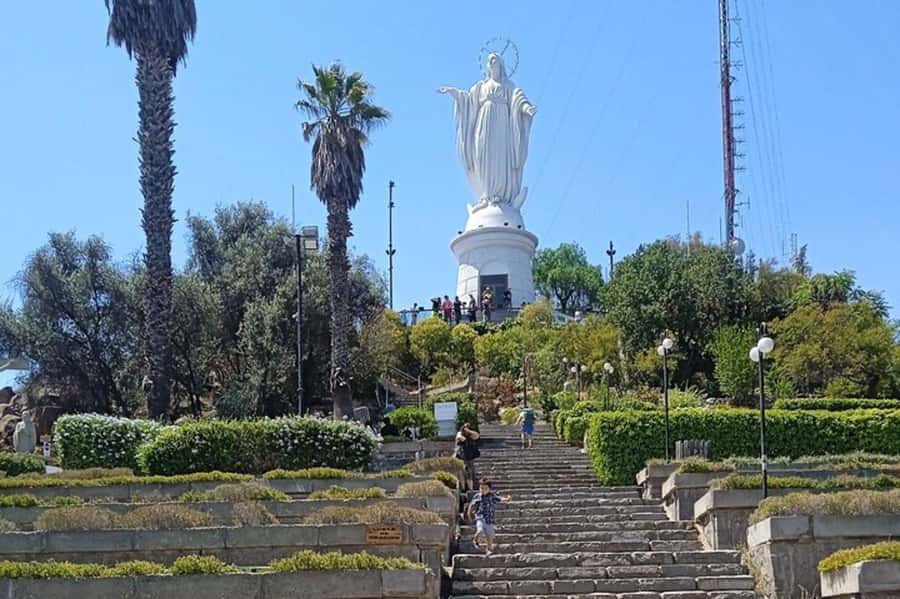Santiago de Chile: Half-Day City Tour with Local Cuisine - Transportation, walking, and the five-hour schedule