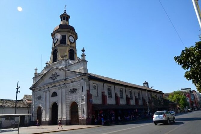 Santiago De Chile Highlights Walking Tour with a Guide - Centro Cultural Palacio de La Moneda: culture below the palace