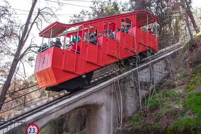 Santiago Experience Pass – Cable Car, Funicular & Hop-On Hop-Off - Cerro Santa Lucía and the Lastarria area