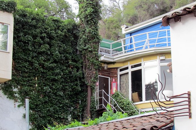 Santiago: Full-Day Neruda's Route Tour, include entraces to museums - The day’s real tradeoff: coverage versus leisure