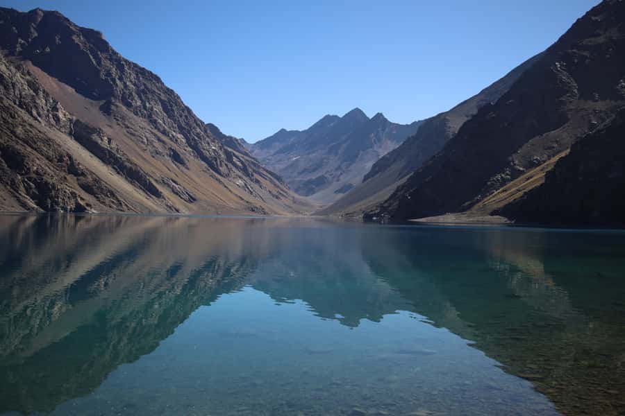 Santiago: Full day tour in Portillo and Laguna del Inca - Why this mountain day trip is appealing