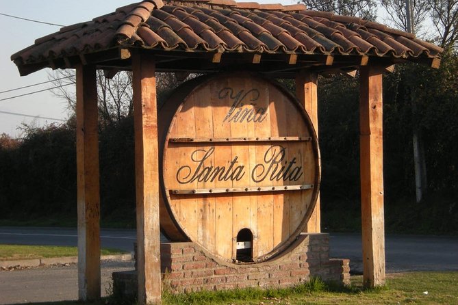 Santiago: Full day visiting Santa Rita & Undurraga vineyards. Entraces included - Who will enjoy this winery day most