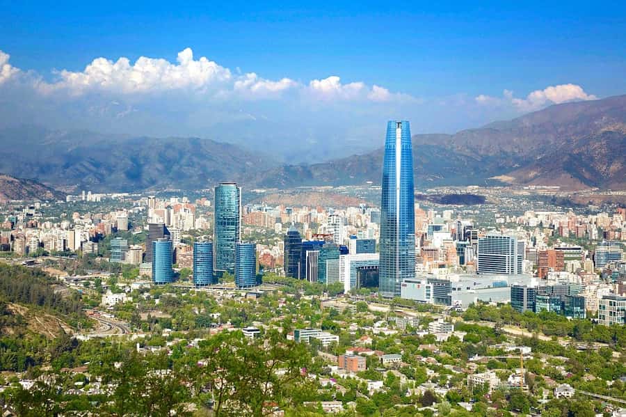 Santiago: Guided Full-Day Walking Tour with a Chilean Lunch - Downtown Santiago by metro, bus, and walking