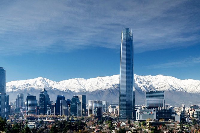 Santiago: Half Day tradicional city Tour - La Moneda and Chile’s political center