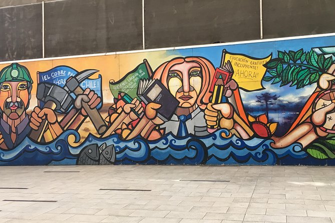 Santiago Highlights, Parks and Politics Bike Tour - Parque Bustamante and the city’s green corridors