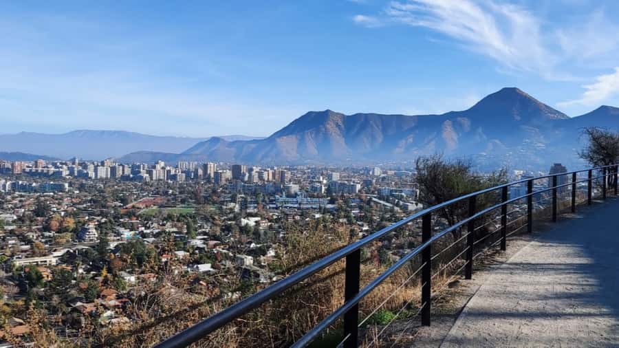 Santiago: Highlights Private City Tour - Bellavista and La Chascona: art with limited time