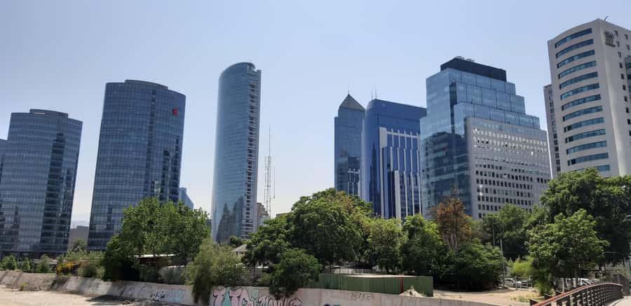 Santiago: Private Half-Day City Tour - Parks, museums, and the city between the big sights