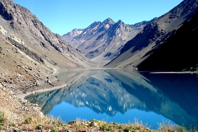 Santiago private tour: Portillo, Inca's bridge & Mirador del Aconcagua - The Border Check You Must Take Seriously