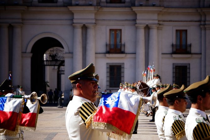 Santiago semi-private city tour, small groups - Paseo Bandera brings color to the city center