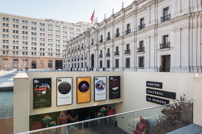 Santiago Unveiled Half Day Exploration of Chile´s Capital City - Why This Four-Hour Walk Works Well