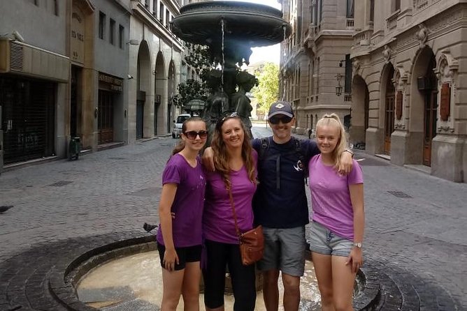 Small Group Best Deal: Panoramic Santiago city tour experience plus Viña del mar - Valparaiso - Casablanca in Two Days from Santiago - Guides, timing, and the value of the small group