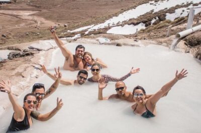 Small Group Tour: Cajon del Maipo with Hotsprings and Picnic – Includes Entrance