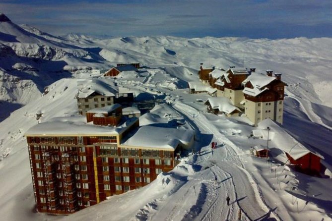 Small-Group Tour: Valle Nevado and Farellones from Santiago - Leaving Santiago for the snowy Andes