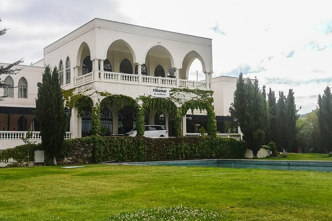 Sparkling Wine Tour and Premium Tasting with Private Transport - Casa Valle Vinamar: a closer look at sparkling wine