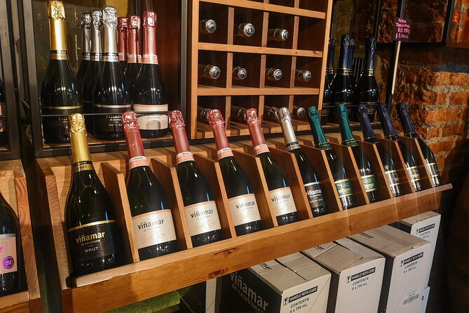 Sparkling Wine Tour and Premium Tasting with Private Transport - What the private transport changes