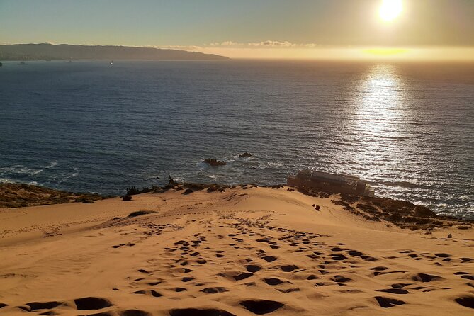 Sunset in Concón - Prepare for sand in your eyes, shoes, and everything else